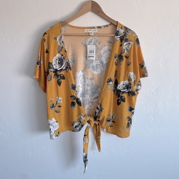 Floral blouse 3X tie front short sleeve tee - Picture 1 of 4